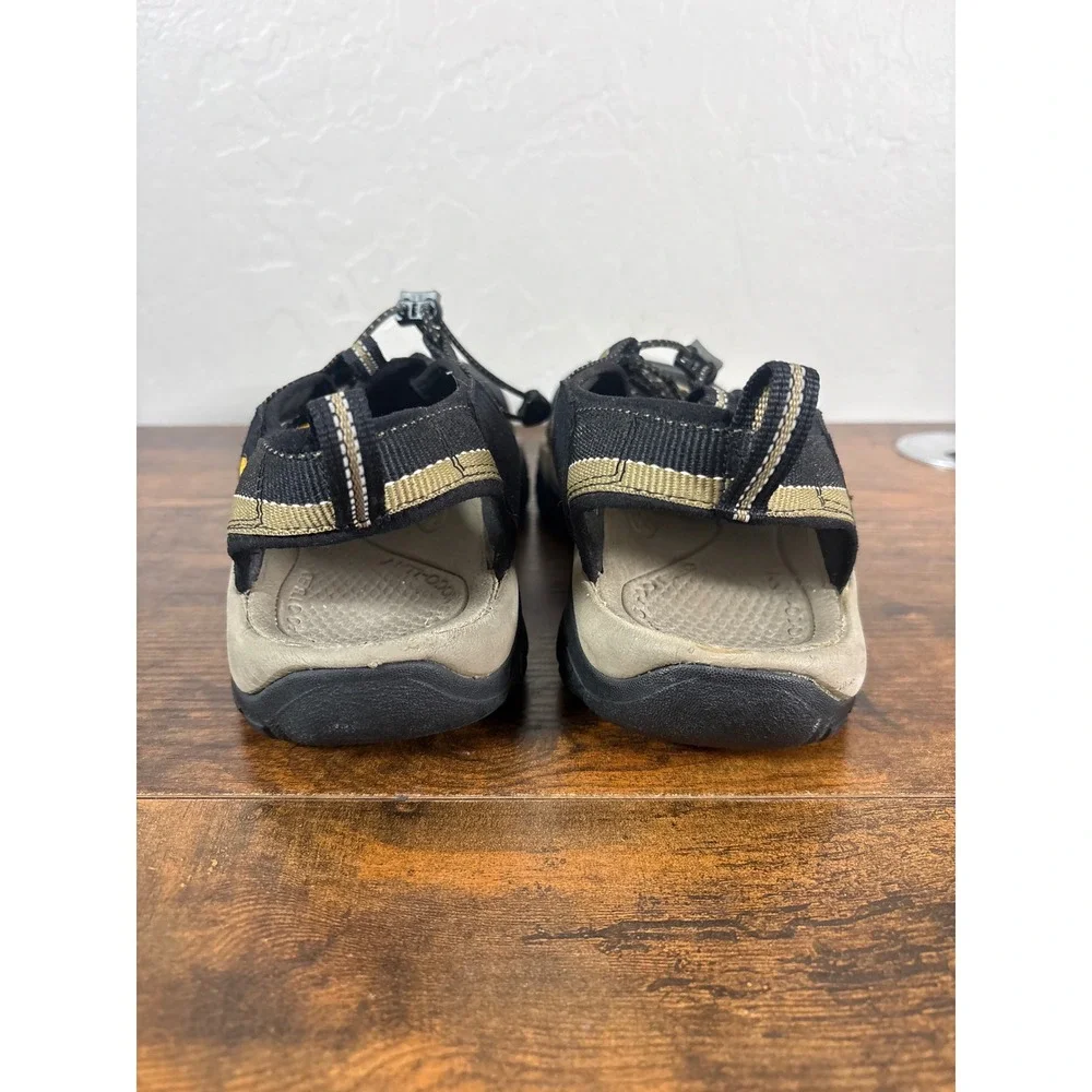 Keen Newport H2 Mens Black Gray Waterproof Hiking Sport Sandals 12 1001906